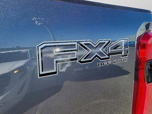 Used 2025 Ford F350 Lariat w/ Black Appearance Package AWD/4WD image 33