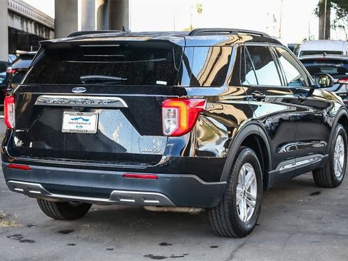 Used 2023 Ford Explorer XLT w/ Equipment Group 202A image 6