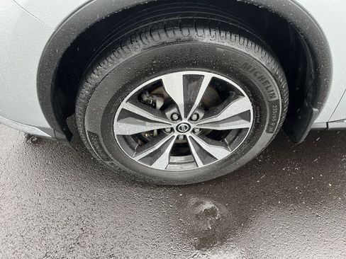 Used 2020 Nissan Murano SV AWD/4WD image 10