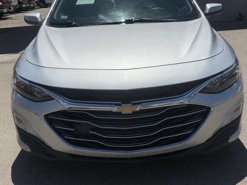 Used 2020 Chevrolet Malibu LT FWD image 23