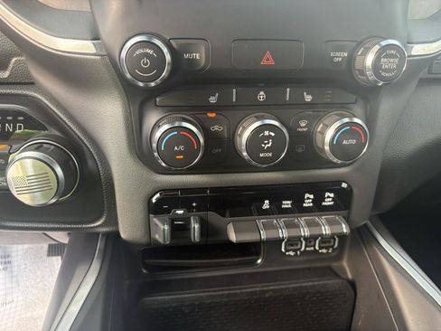 Used 2021 RAM 1500 Big Horn AWD/4WD image 29