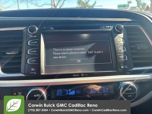 Used 2015 Toyota Highlander Limited w/ Driver Technology Package image 22