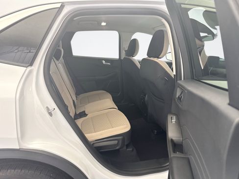 Used 2021 Ford Escape SE w/ Convenience Package AWD/4WD image 17