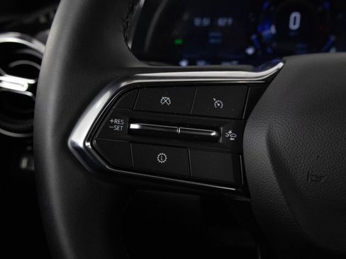 Used 2026 Chevrolet Equinox LT w/ Midnight Edition image 27