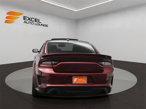 Used 2022 Dodge Charger SRT Hellcat w/ Harman/Kardon Audio Group image 4