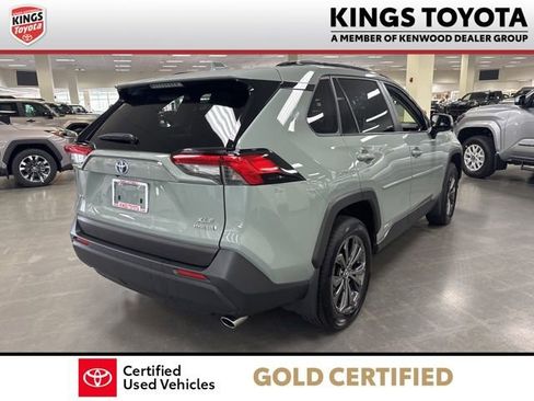 Certified 2022 Toyota RAV4 XLE Premium image 8