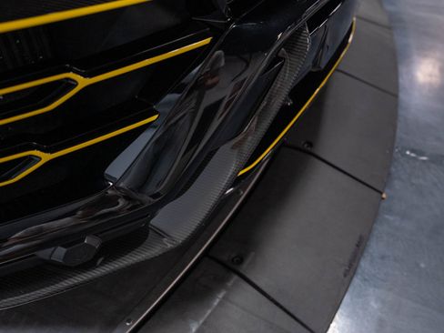 Used 2019 Lamborghini Urus AWD/4WD image 68