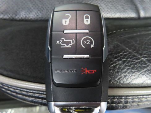 Used 2022 RAM 2500 Laramie w/ Night Edition AWD/4WD image 70