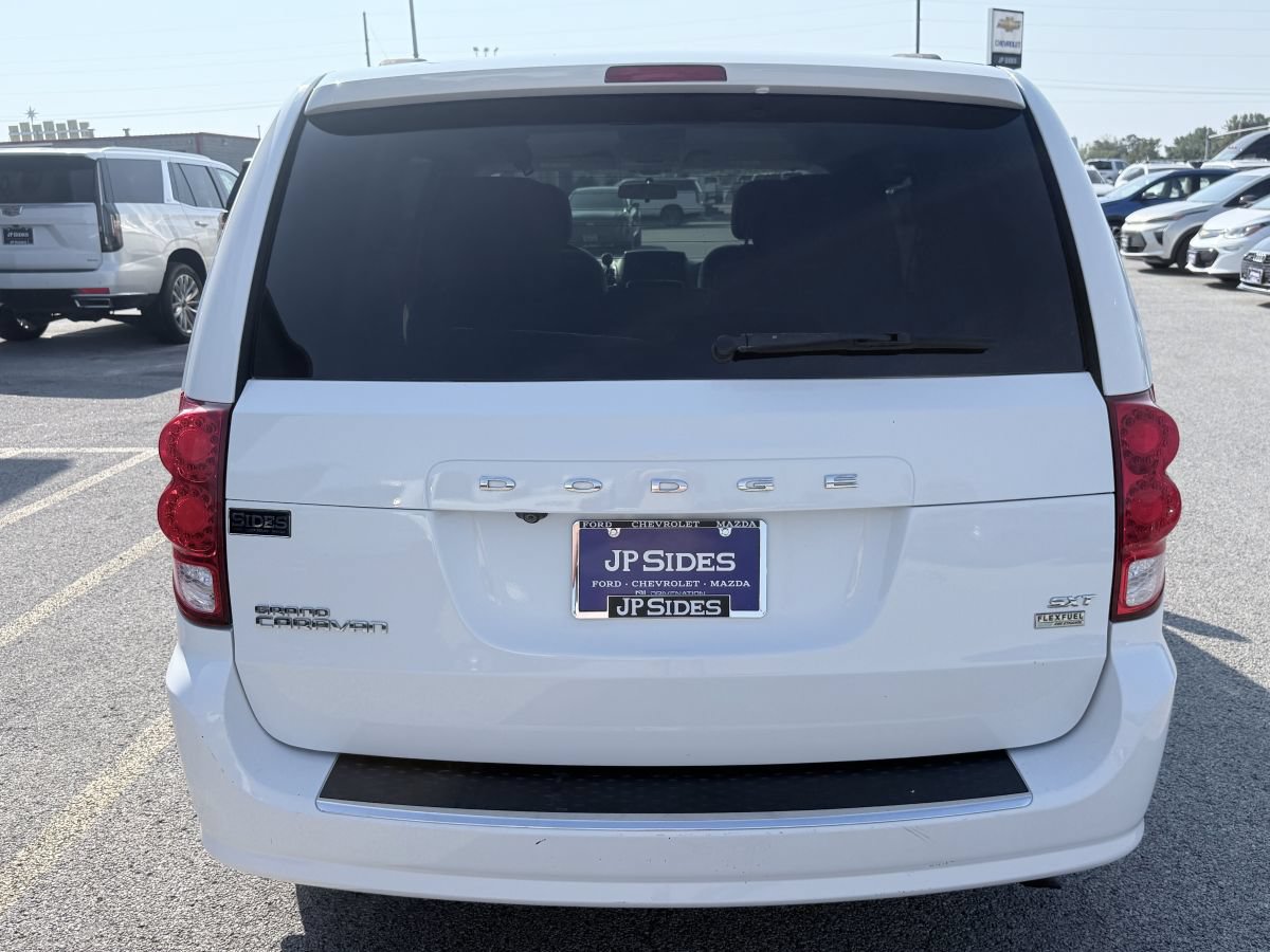 Used 2014 Dodge Grand Caravan SXT FWD image 6