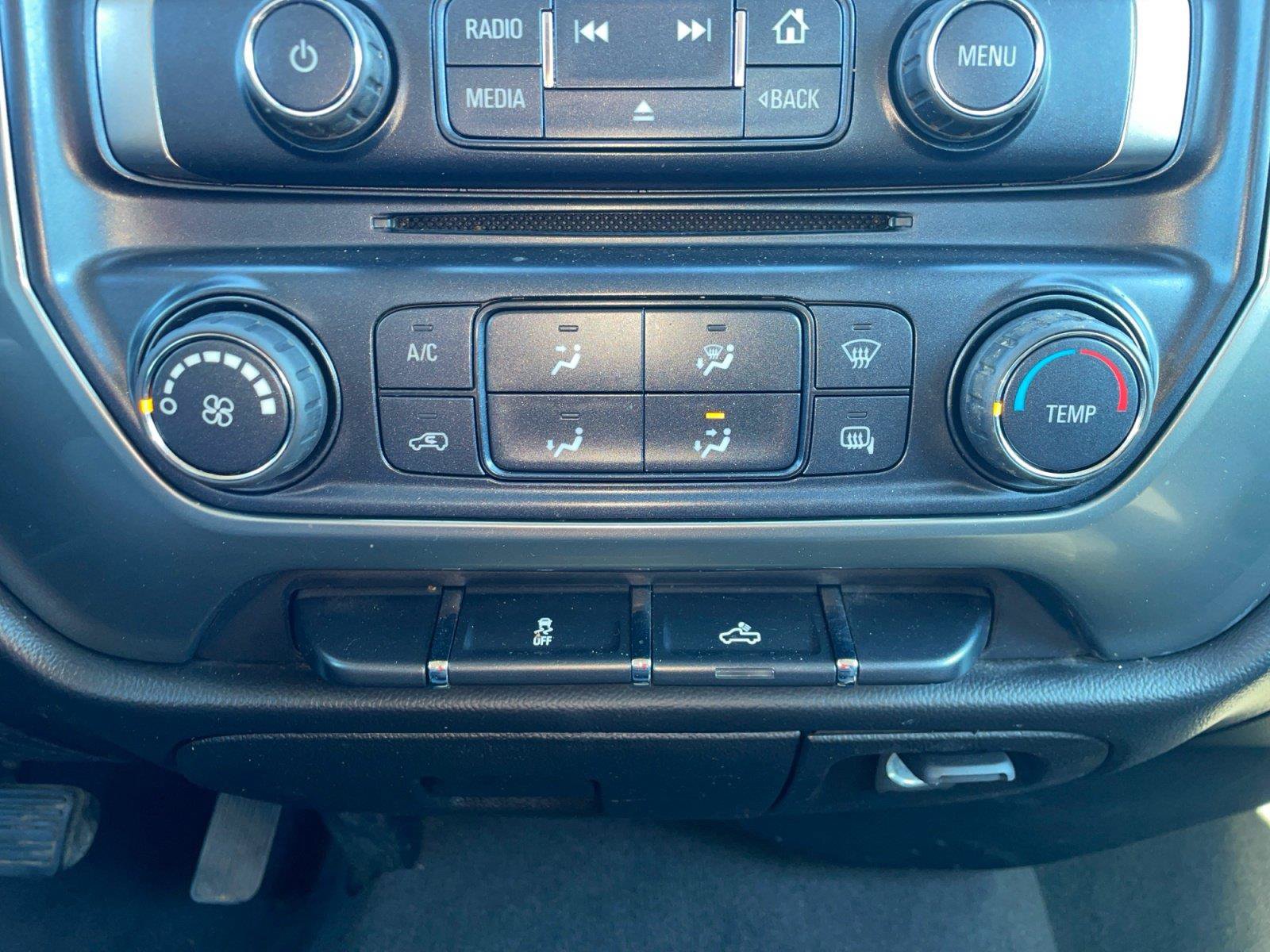Used 2019 Chevrolet Silverado 1500 LT AWD/4WD image 11