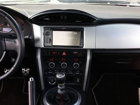Used 2013 Subaru BRZ Limited w/ Popular Pkg 1B RWD image 38