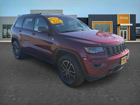 Certified 2017 Jeep Grand Cherokee Trailhawk w/ Trailhawk Luxury Group AWD/4WD image 1