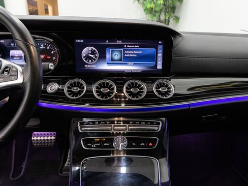 Used 2018 Mercedes-Benz E 400 Coupe image 18