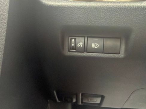 Used 2022 Toyota RAV4 Adventure AWD/4WD image 12