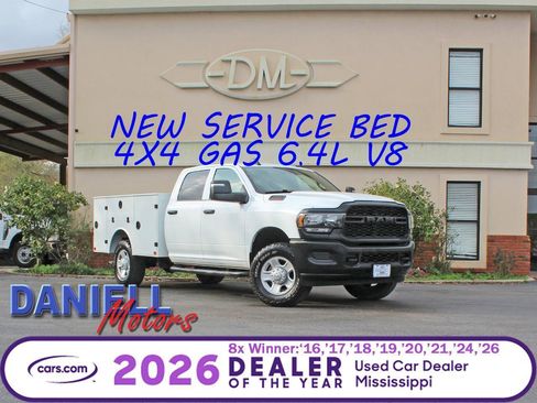 Used 2024 RAM 2500 Tradesman AWD/4WD image 1