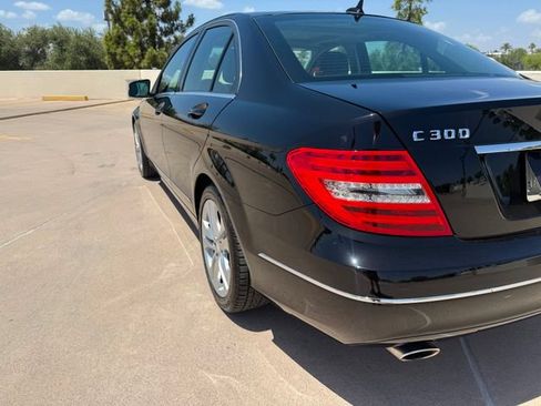 Used 2012 Mercedes-Benz C 300 4MATIC Sedan w/ Premium 1 Pkg image 11