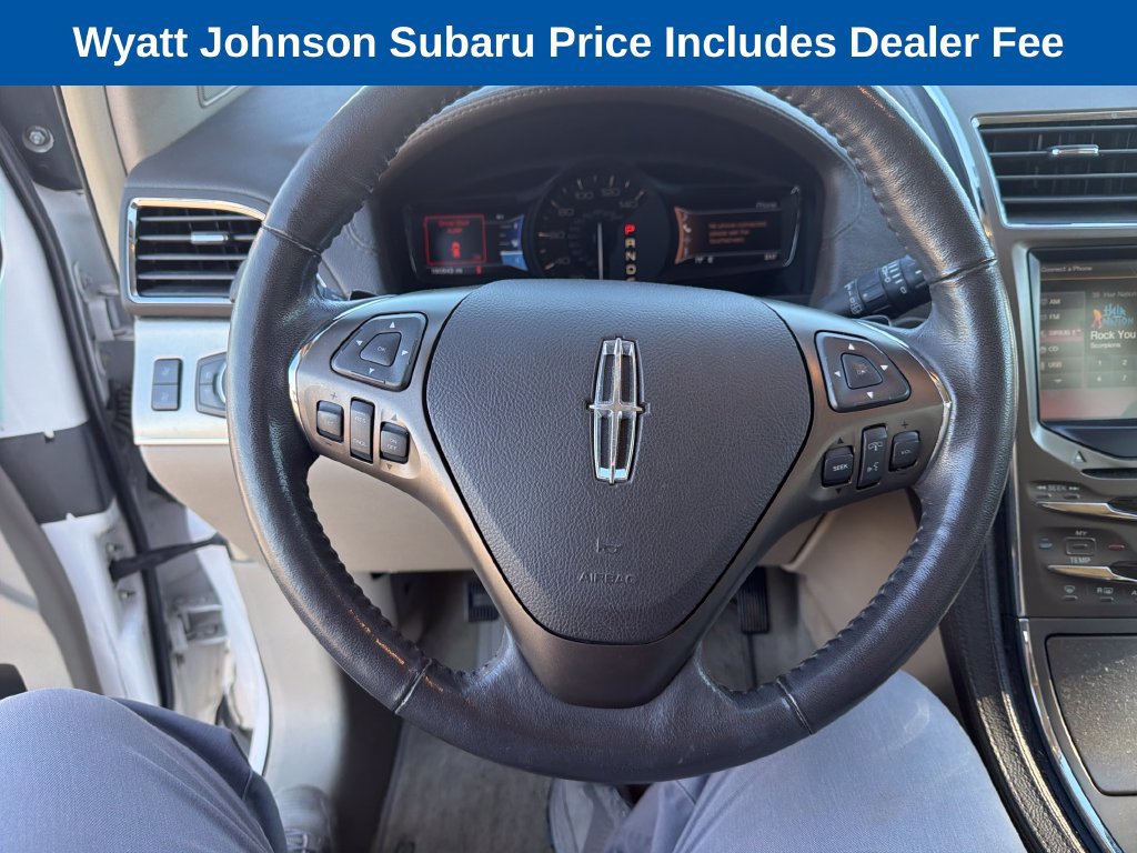 Used 2013 Lincoln MKX FWD image 24