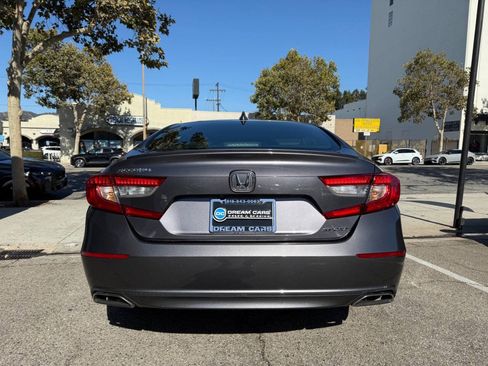 Used 2019 Honda Accord Sport image 9