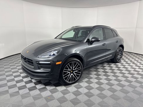 Certified 2026 Porsche Macan image 1