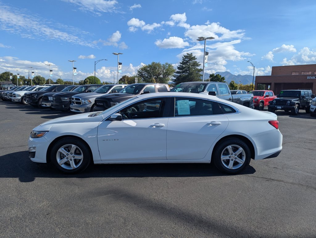 Used 2024 Chevrolet Malibu LT FWD image 8