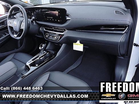 New 2026 Buick Envista Sport Touring image 12