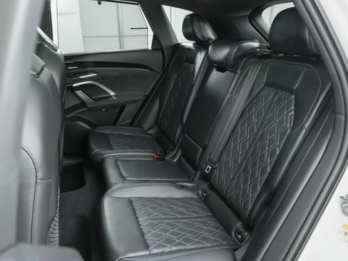Used 2025 Audi SQ5 Premium Plus image 23