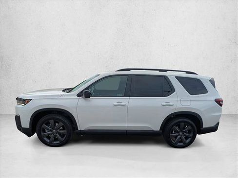 New 2026 Honda Pilot Sport image 5