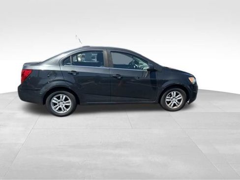 Used 2015 Chevrolet Sonic LT FWD image 8
