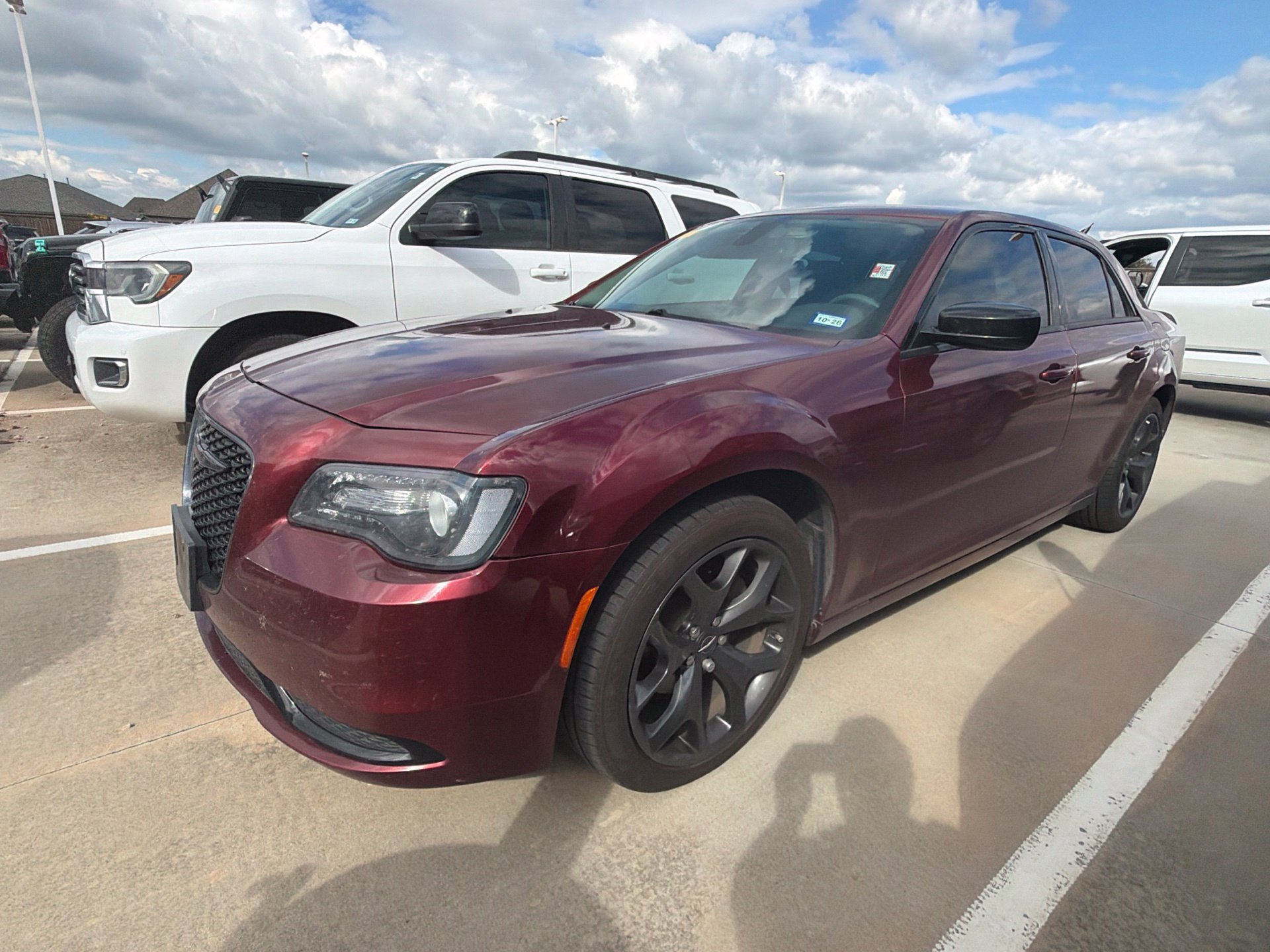 Used 2020 Chrysler 300 Touring w/ Sport Appearance Package RWD image 7
