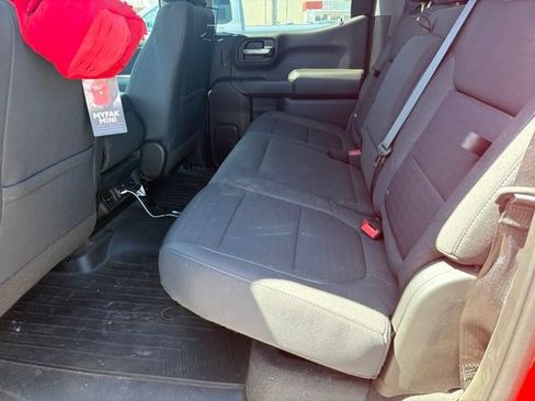 Used 2021 Chevrolet Silverado 1500 LT w/ Convenience Package II AWD/4WD image 12