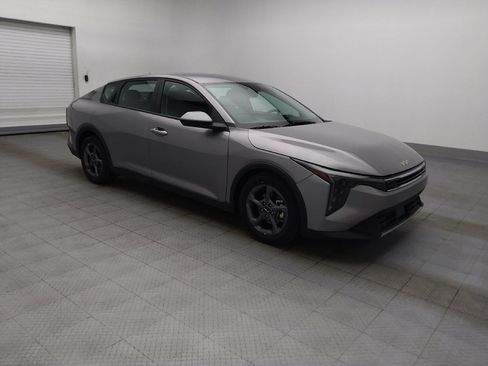 Used 2025 Kia K4 FWD image 11
