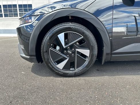 Used 2026 Hyundai Ioniq 5 SEL AWD/4WD image 11