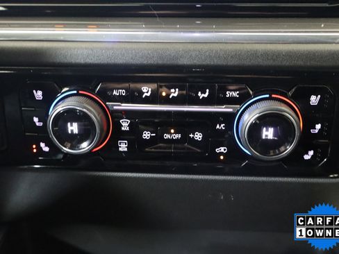 Used 2025 Chevrolet Silverado 1500 High Country w/ Midnight Edition image 28