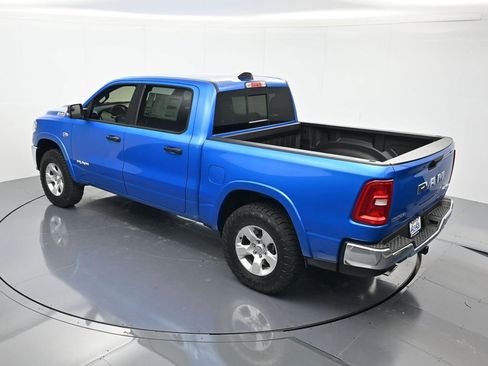 New 2026 RAM 1500 4x4 Crew Cab image 33