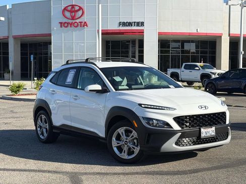 Used 2023 Hyundai Kona SEL FWD image 1