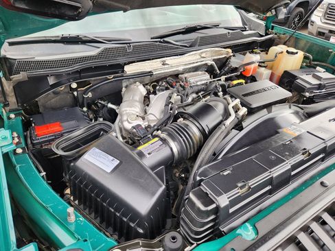 Used 2020 Chevrolet Silverado 3500 LT w/ Z71 Off-Road Package image 21