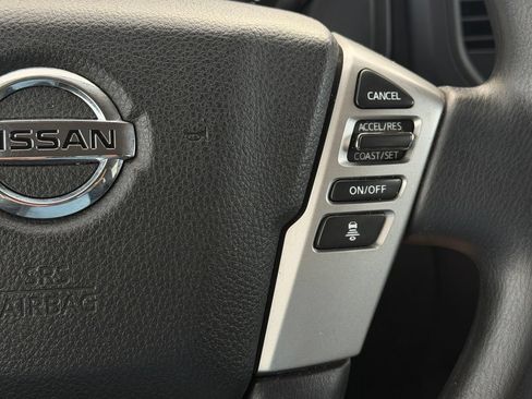 Used 2022 Nissan Titan SV RWD image 20