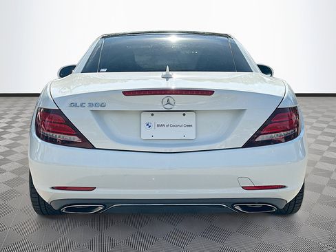 Used 2019 Mercedes-Benz SLC 300 image 6
