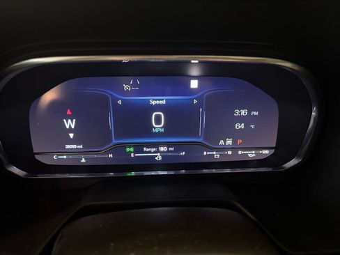 Used 2022 Chevrolet Tahoe LT w/ LT Signature Plus Package image 29