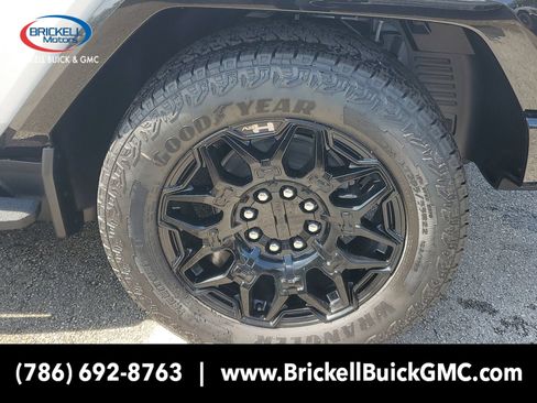 New 2026 GMC Hummer EV 4x4 Crew Cab image 5