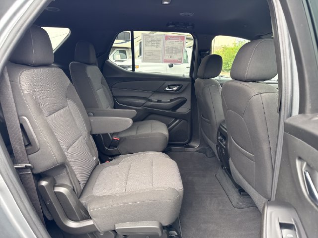Used 2023 Chevrolet Traverse LT AWD/4WD image 29