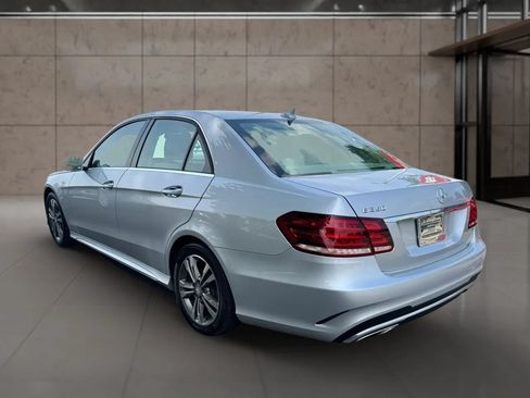 Used 2016 Mercedes-Benz E 350 Sedan w/ Premium Package image 4