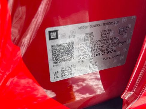 Used 2019 Chevrolet Colorado LT image 16