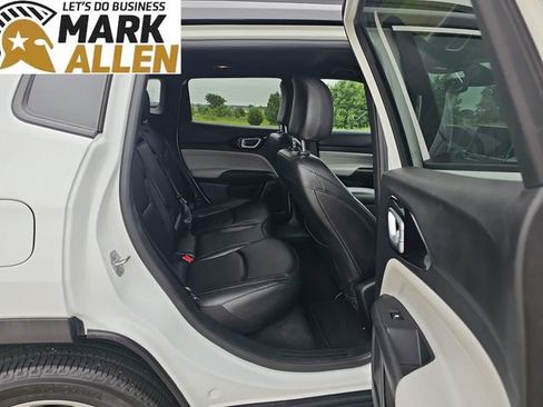 Used 2025 Jeep Compass Limited AWD/4WD image 26