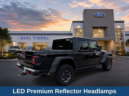 Used 2023 Jeep Gladiator Rubicon w/ LED Lighting Group AWD/4WD image 8