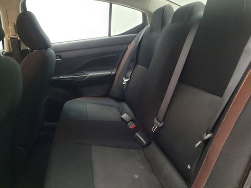 Used 2021 Nissan Versa SR w/ Electronics Package FWD image 18