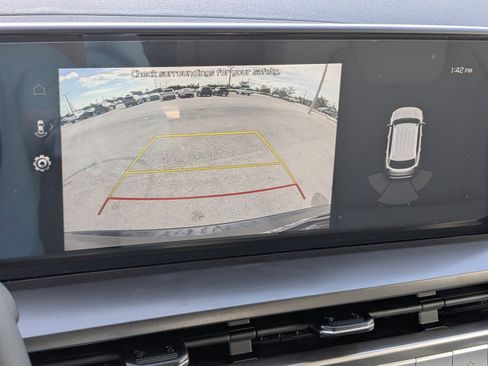 New 2025 Kia Telluride S image 25