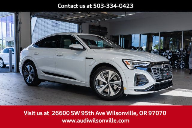 Used 2024 Audi Q8 e-tron Premium Plus w/ Premium Plus Package AWD/4WD image 1