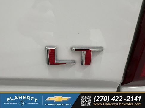 Used 2025 Chevrolet Silverado 2500 LT w/ Convenience Package AWD/4WD image 20