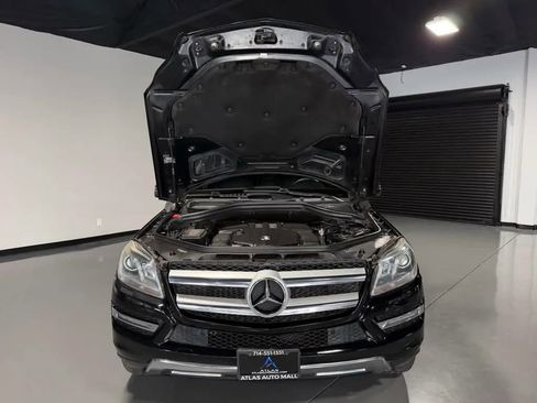 Used 2016 Mercedes-Benz GL 450 4MATIC w/ Premium I Package image 7